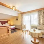 Schoenegg Hotell 3*
