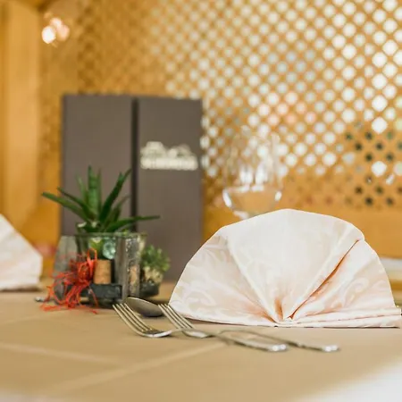 Schoenegg Hotel 3*