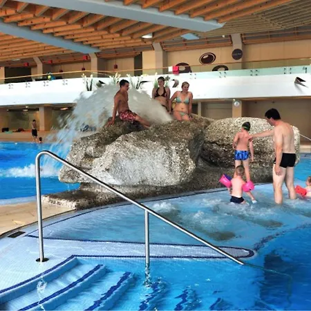 Hotel Schoenegg 3*