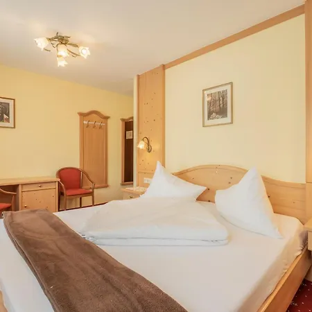 Schoenegg Hotel 3*