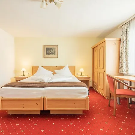 Schoenegg Hotel 3*