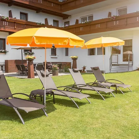 Hotel Schoenegg 3*