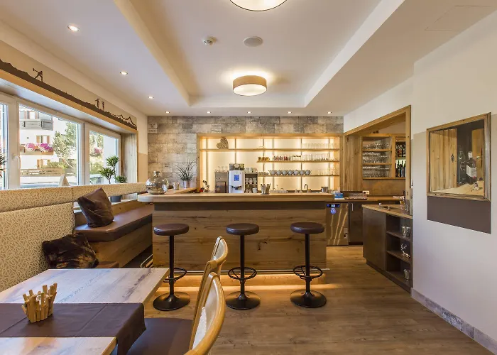 Schoenegg Ζέεφελντ