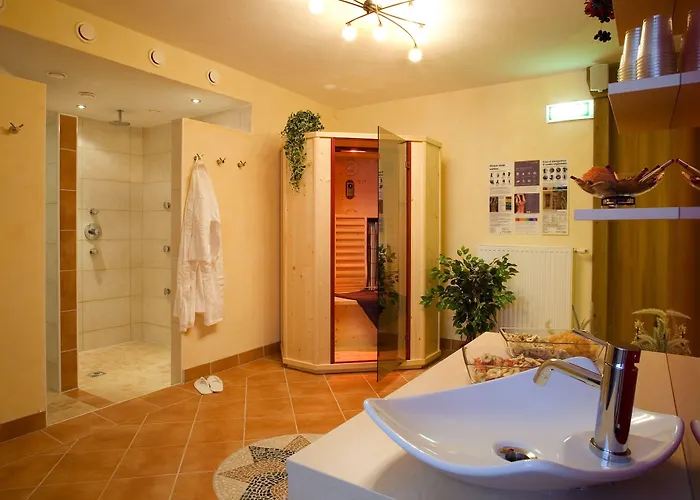 Schoenegg 3* Ζέεφελντ